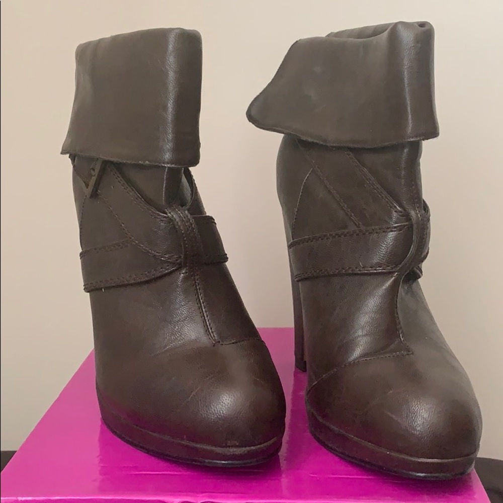 Ladies bootie